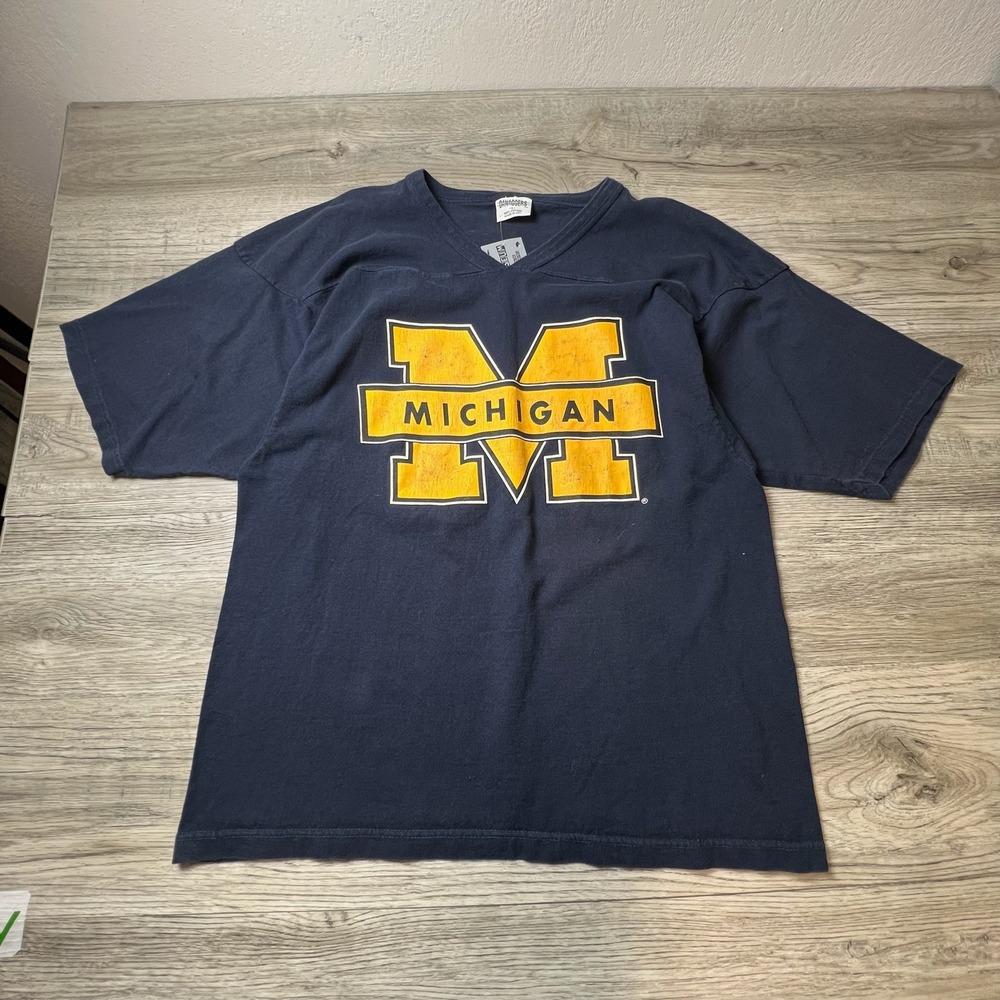 Danaggers Michigan T Shirt Mens L Navy Blue Vintage 90s V-Neck Jersey USA Made